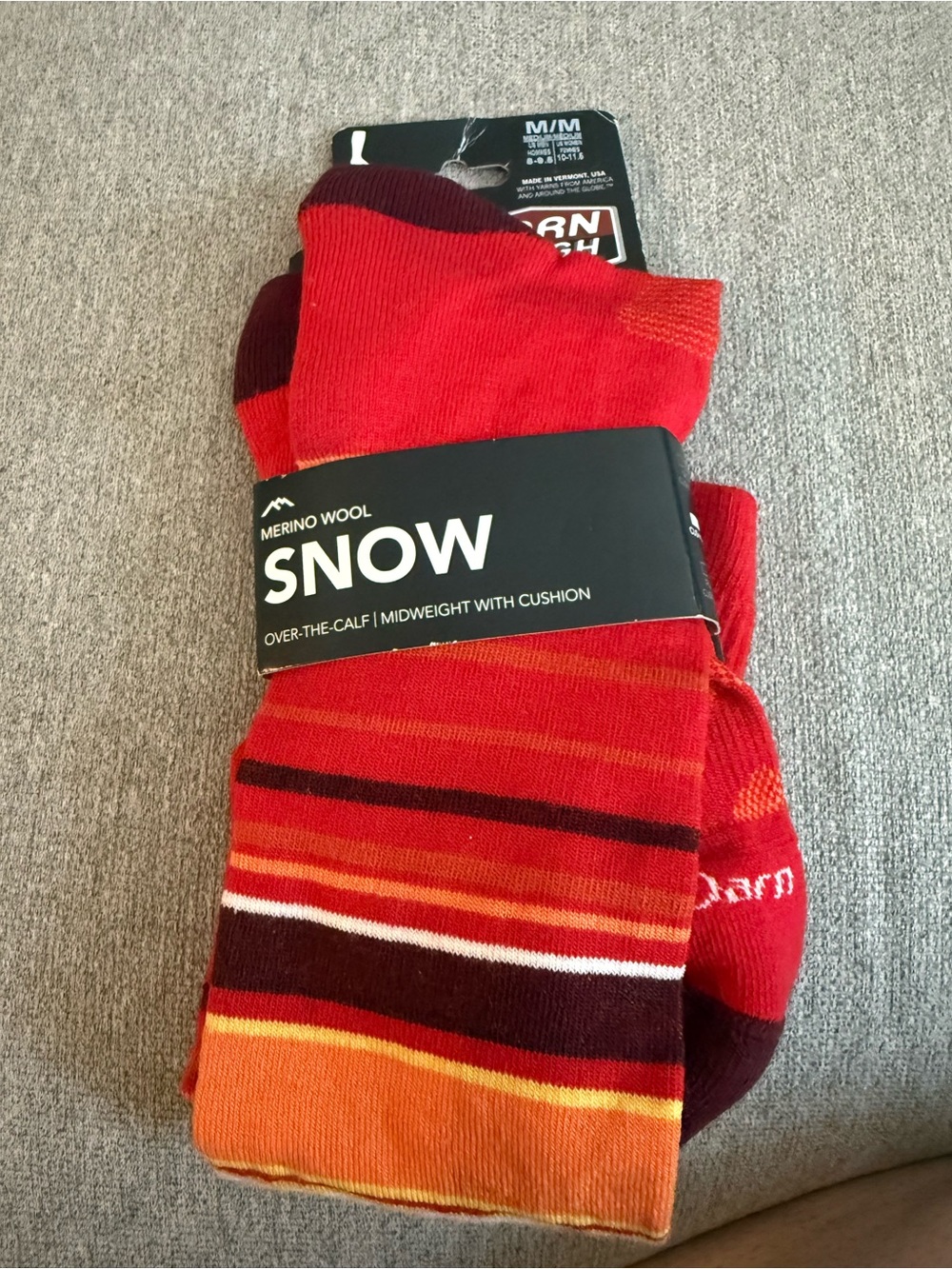 Darn Tough Vermont Medium Red Snow Merino Wool Socks NWT